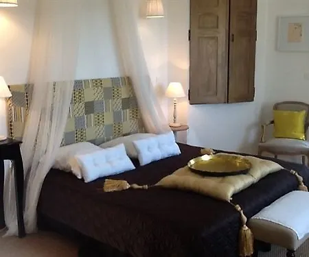 Bed & Breakfast Maison Sadina Seguret