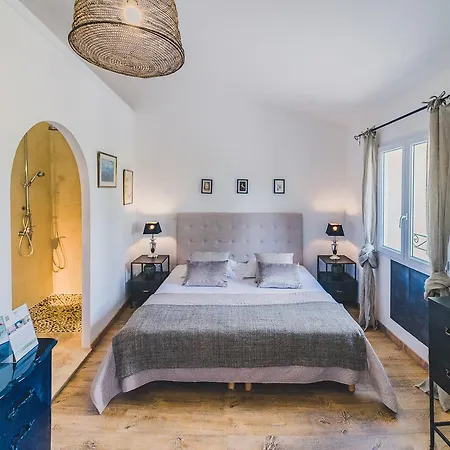 Bed & Breakfast Maison Sadina Seguret